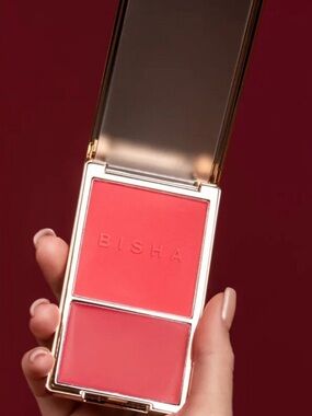 BISHA Essential Duo Blush in the Bahamas colorway